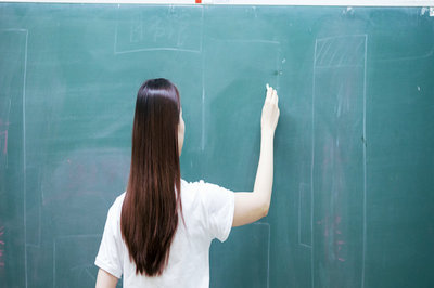 本科有學(xué)位報(bào)考河南科技大學(xué)在職研究生需滿足什么條件？